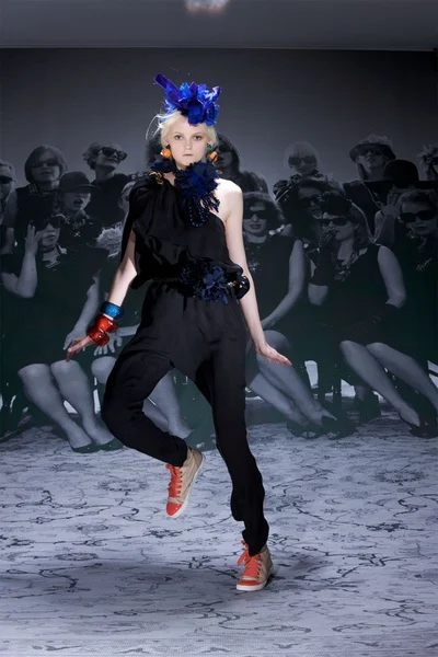 Look 3